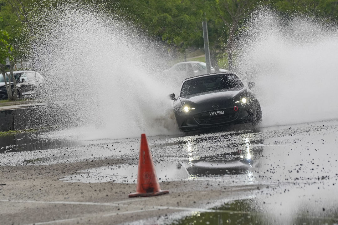 Mazda Sport 2025